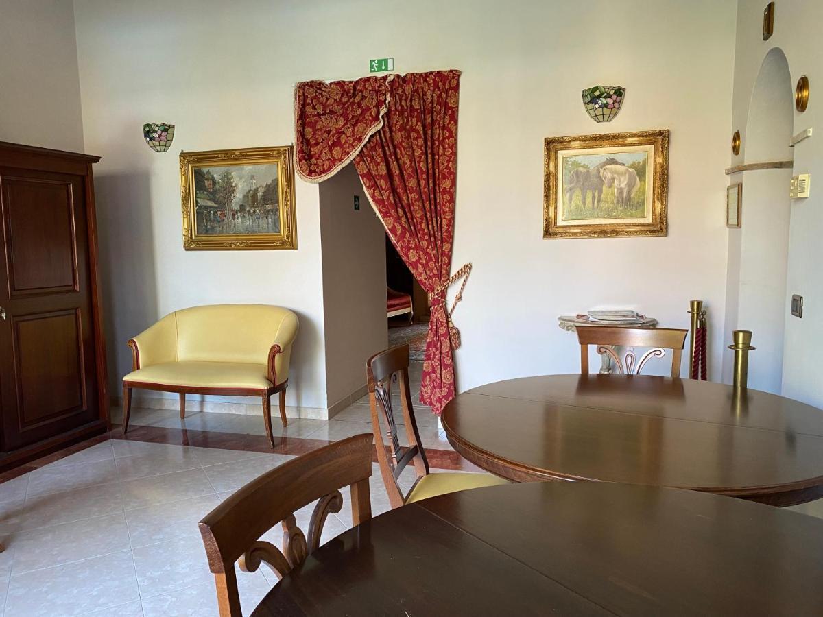 Dama Estense Copparo Exterior photo